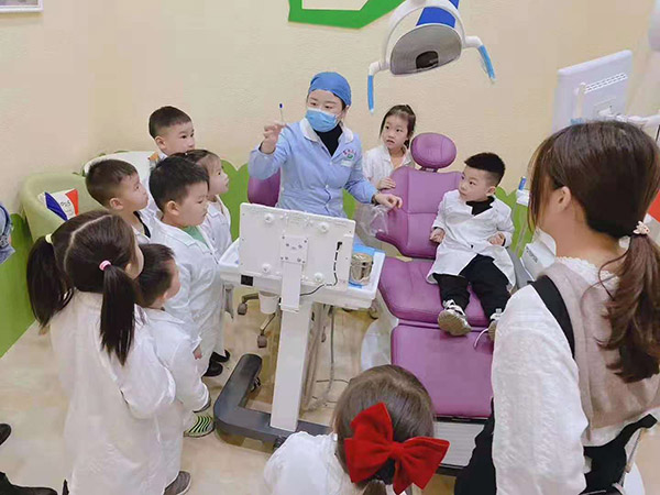 小記者口腔體驗(yàn)